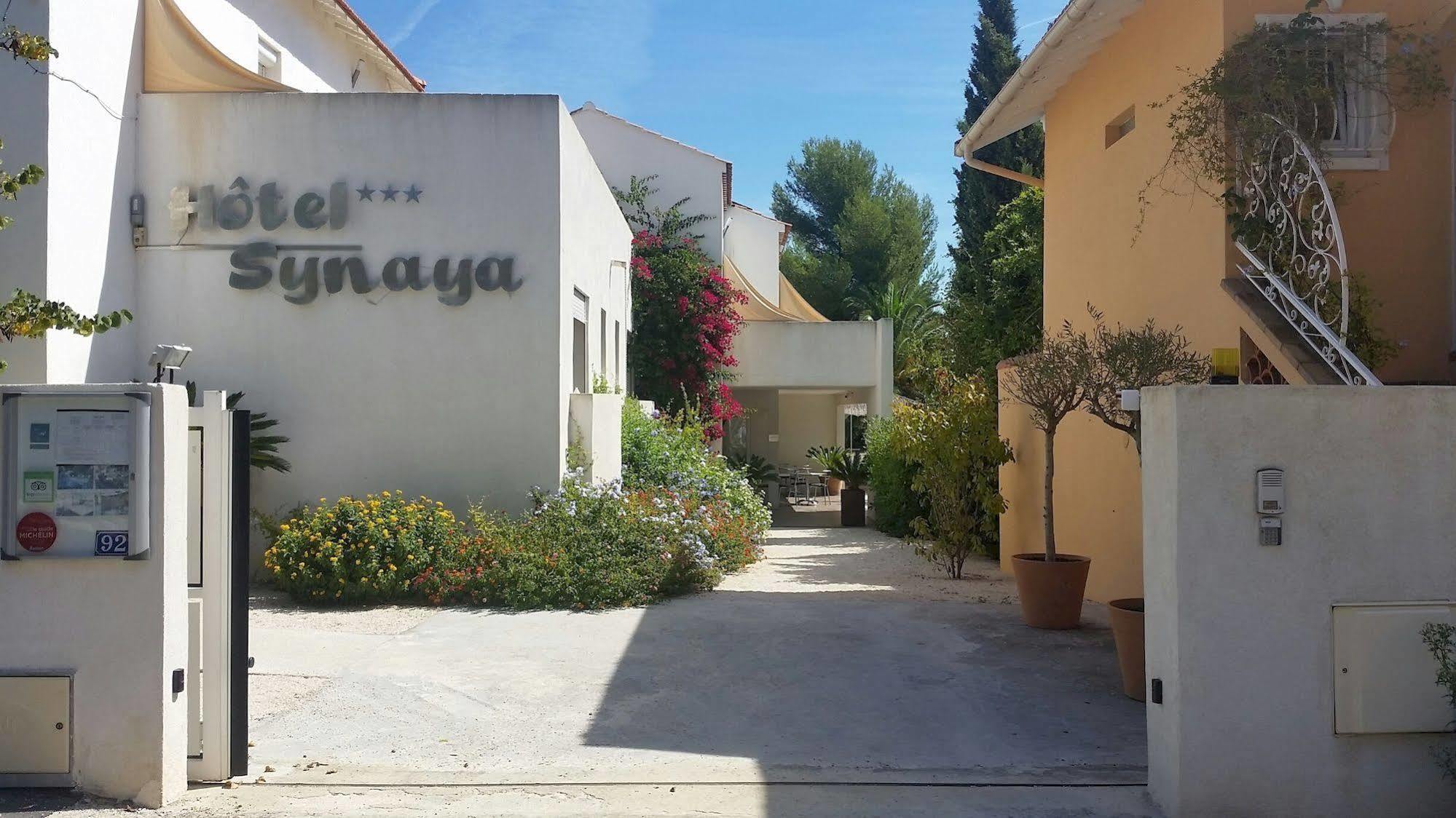Hotel Le Synaya Санари-сюр-Мер Екстериор снимка